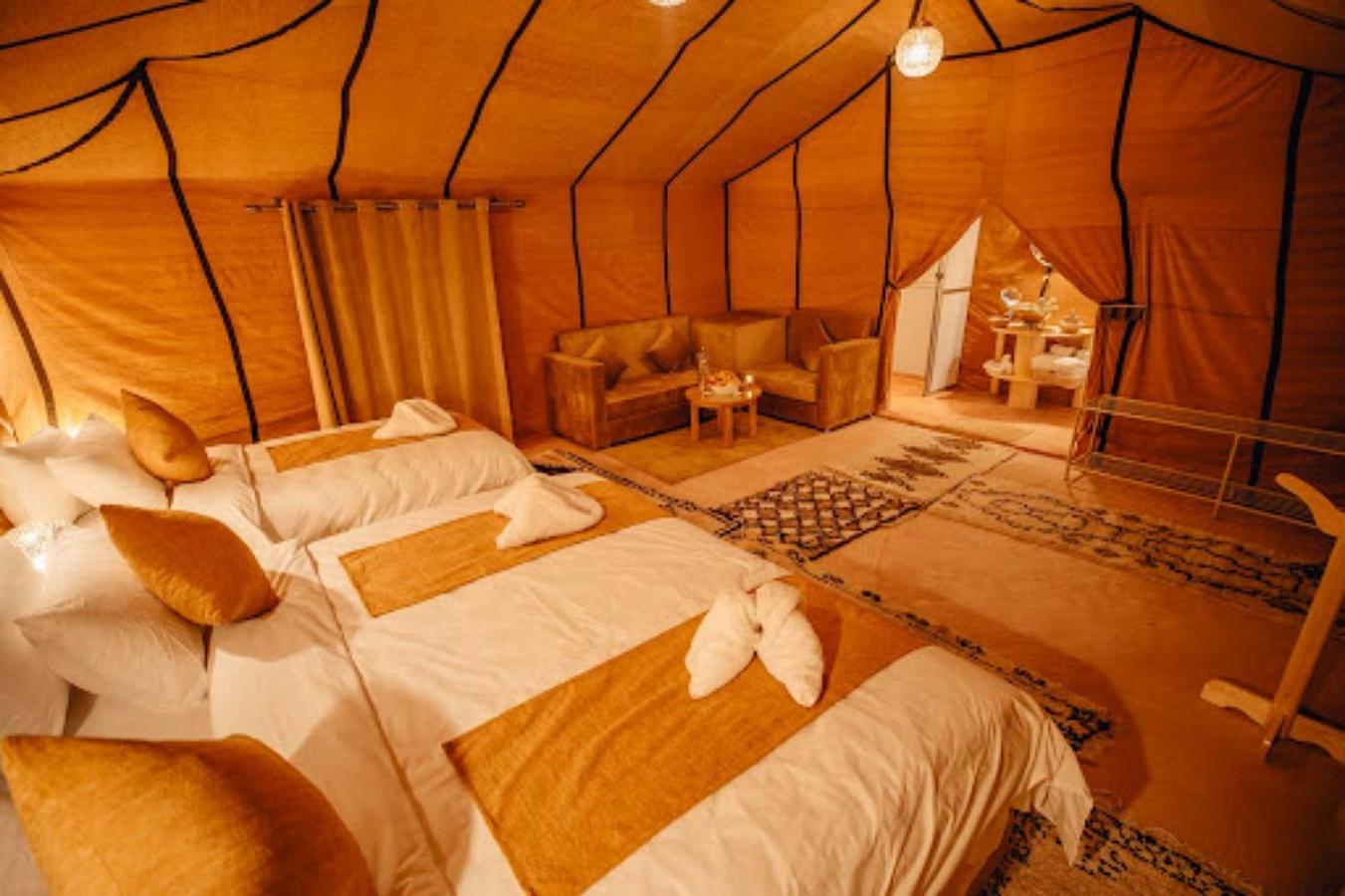 Готель Sahara Elegance Camp Мерзуга Екстер'єр фото