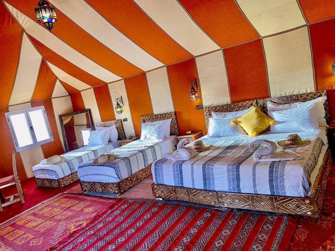 Готель Sahara Elegance Camp Мерзуга Екстер'єр фото