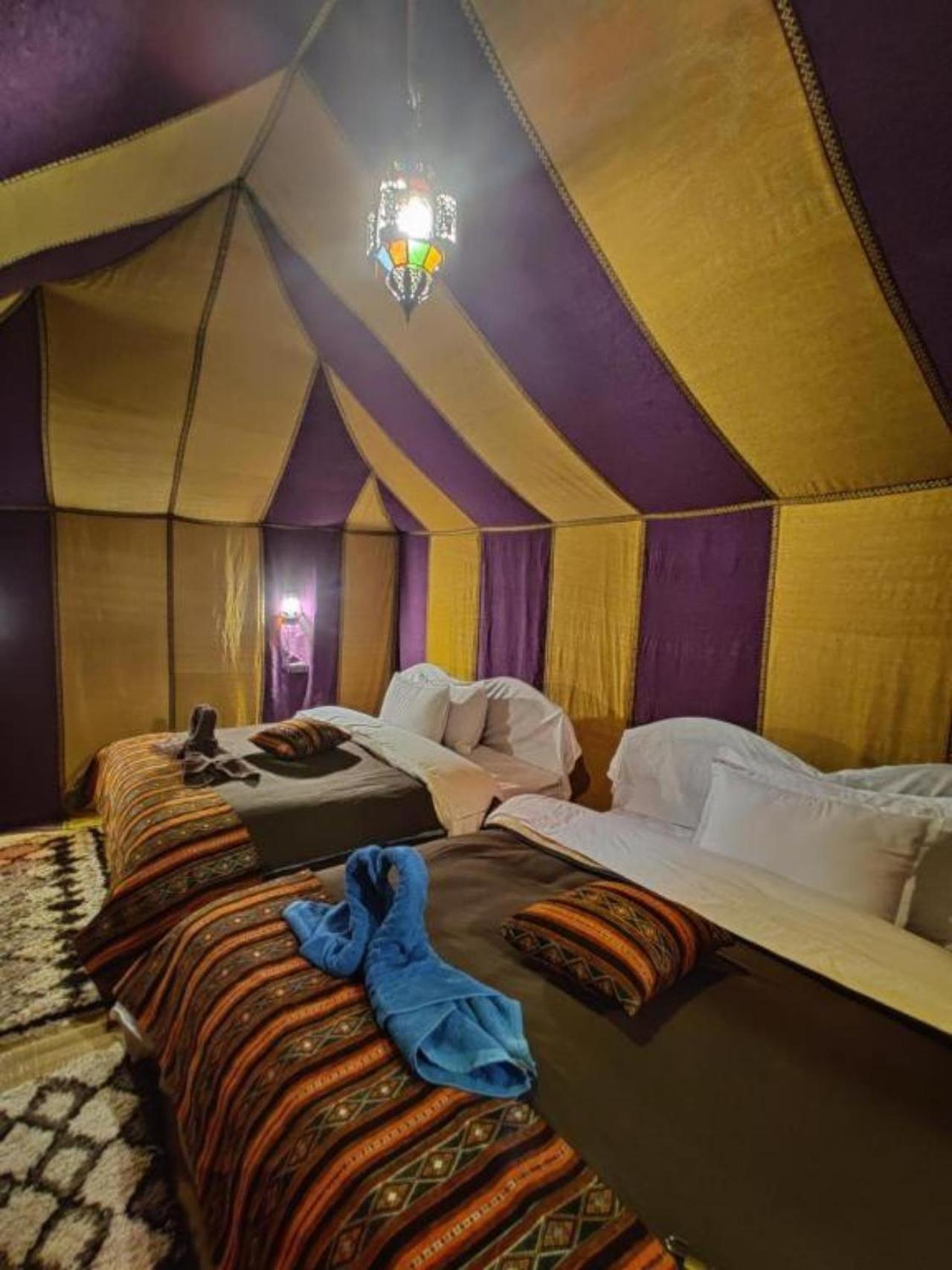 Готель Sahara Elegance Camp Мерзуга Екстер'єр фото